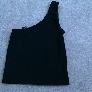 Urban planet of the shoulder crop top.